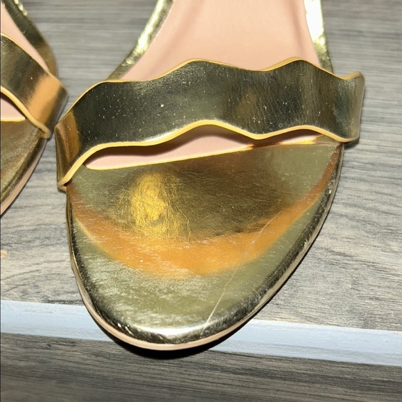 Chinese Laundry Rubie Scalloped Sandal - Picture 8 of 8